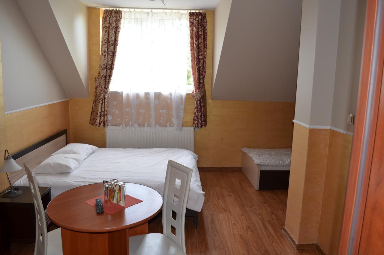 Apartmán Sosnowy Dworek Borków Exteriér fotografie